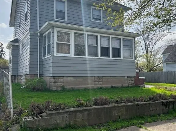 42 Northaven Ter, Rochester, NY 14621