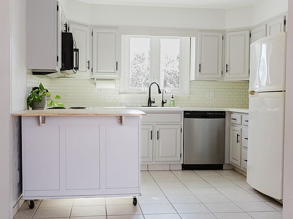 2nd image of 31 Miles Standish Road