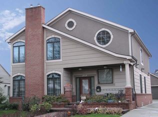 1919 Henrietta St, Birmingham, MI 48009
