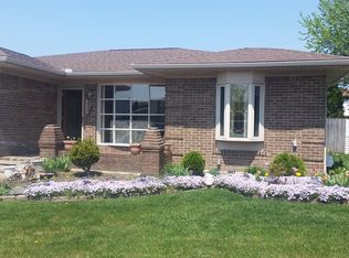 4683 Ardmore Dr, Sterling Heights, MI 48310