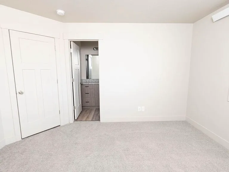 3584 E Felix Way #1 — Photo 7