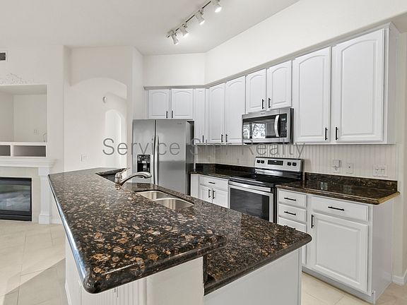 5th image of 11000 N 77th Pl #1033
