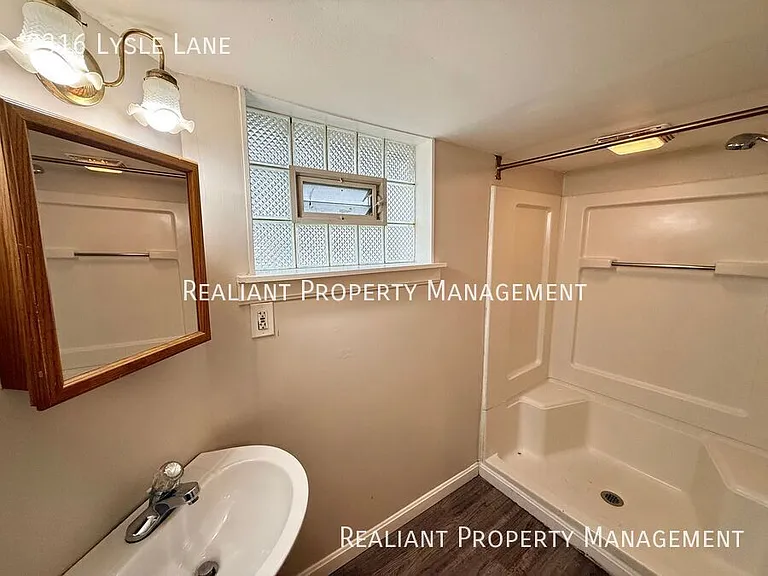 2316 Lysle Ln — Photo 16