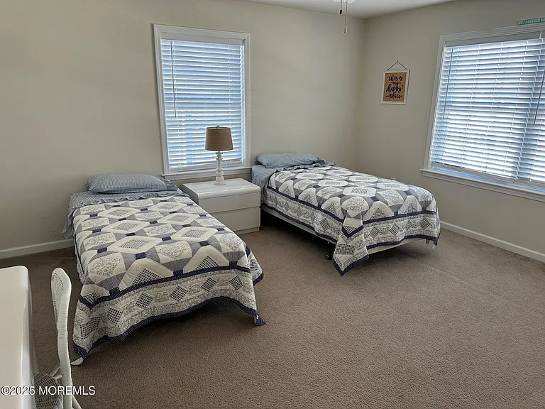 211 Trenton Ave — Photo 21
