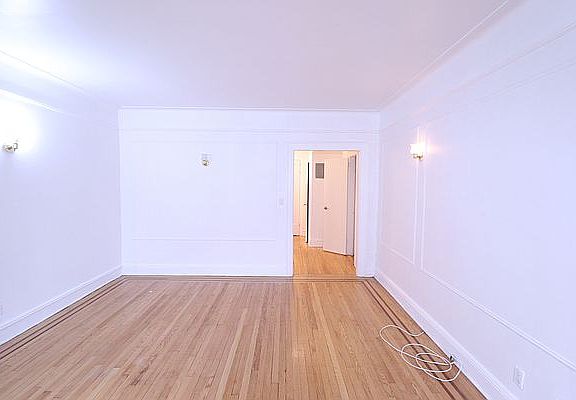 2nd image of 8602 Forest Pkwy #3F