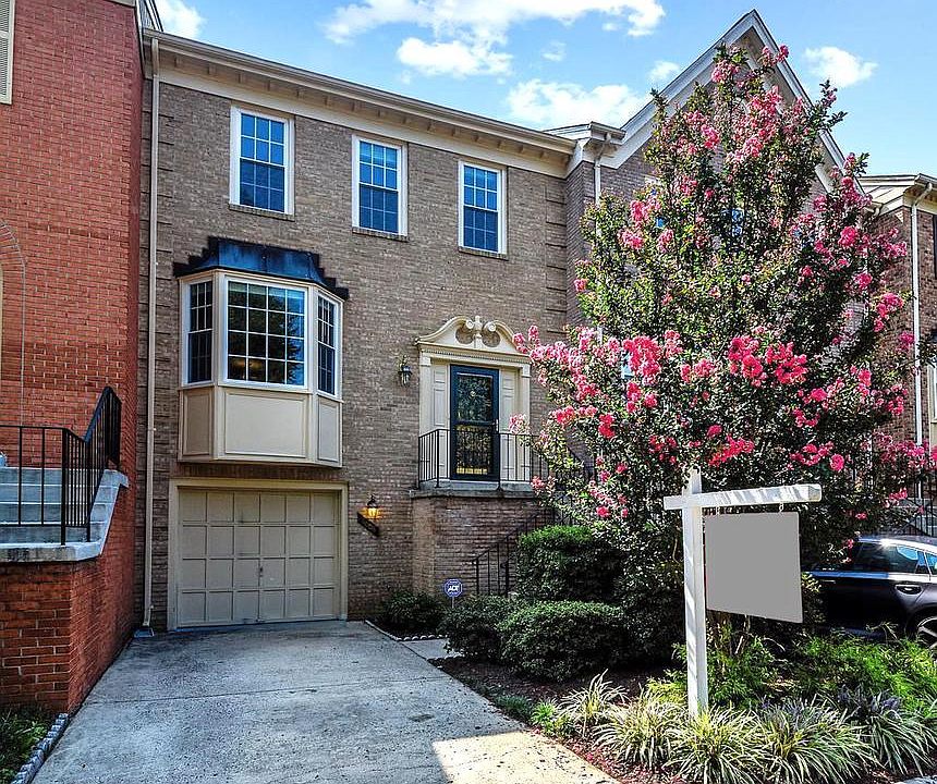 1st image of 4668 Luxberry Dr