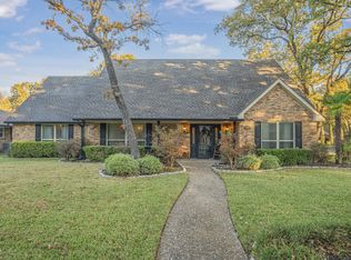 1936 Valley Oaks Ct, Irving, TX 75061