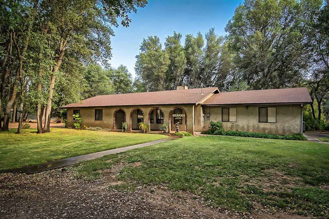 19575 Wilderness Ln photo 1