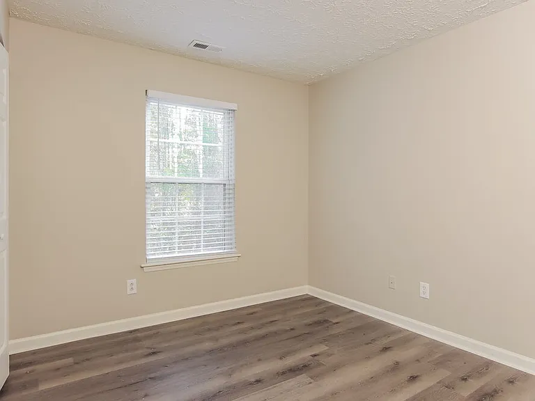 5700 Brambleton Ave — Photo 14