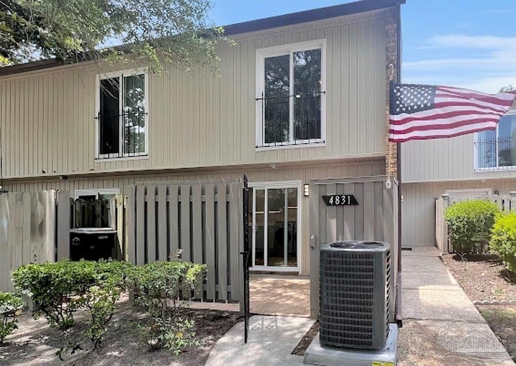 4831 Huron Dr - Property Image