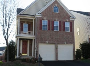 16184 Radburn St, Woodbridge, VA 22191
