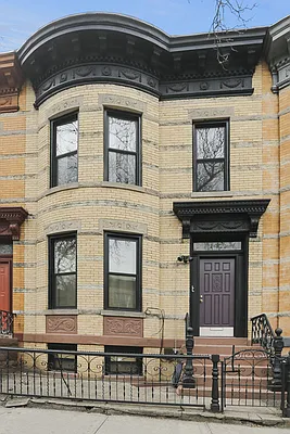 Sold by Compass | media 3