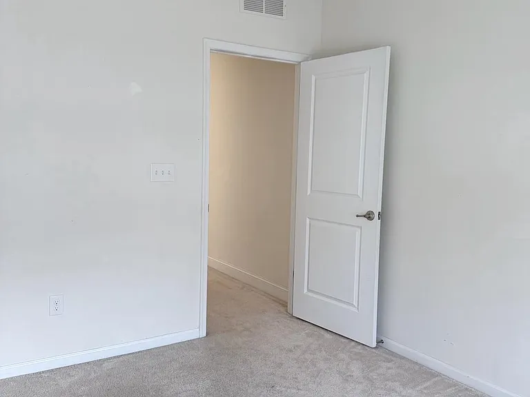 113 Thomond Way — Photo 14