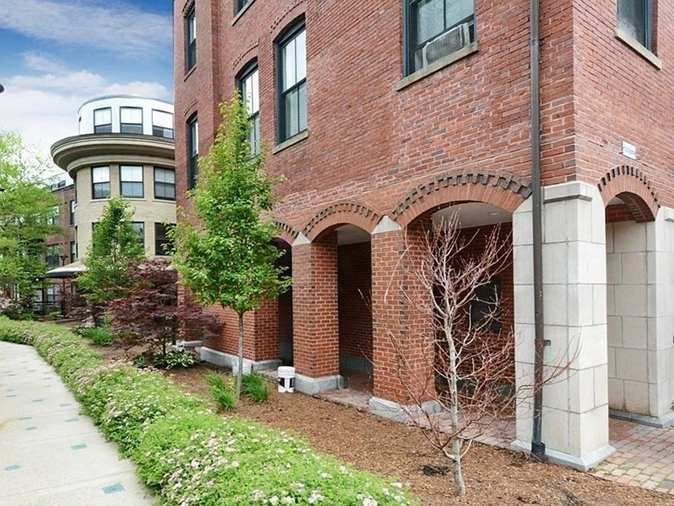 1st image of 110-112 Cypress St #205