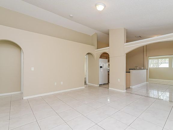 5th image of 2418 Parsons Pond Cir