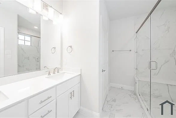 9709 Thorncrown Ln — Photo 10