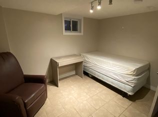 81 Elgin Cres ROOM 3, Waterloo, ON N2J2S3