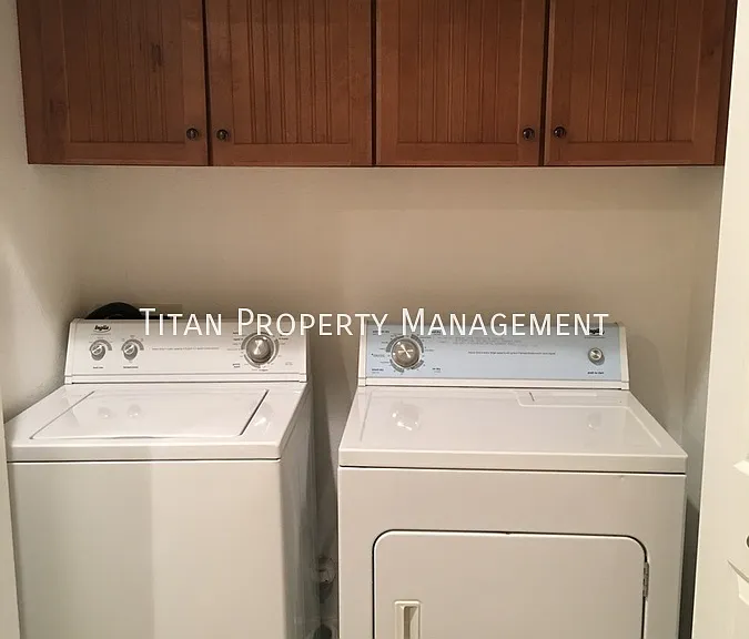 8144 Crystal Walk Cir — Photo 20