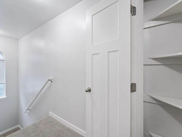 6810 Gold Kings Cir #B — Photo 7