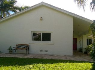 11800 SW 26th St, Davie, FL 33325