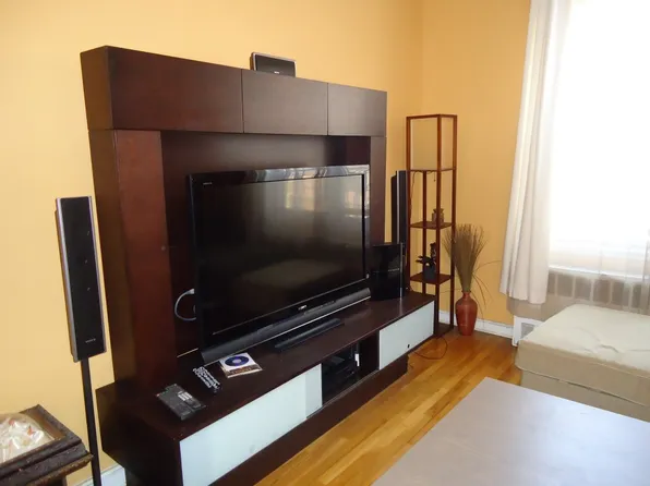 66-10 Yellowstone Boulevard image 1 of 14