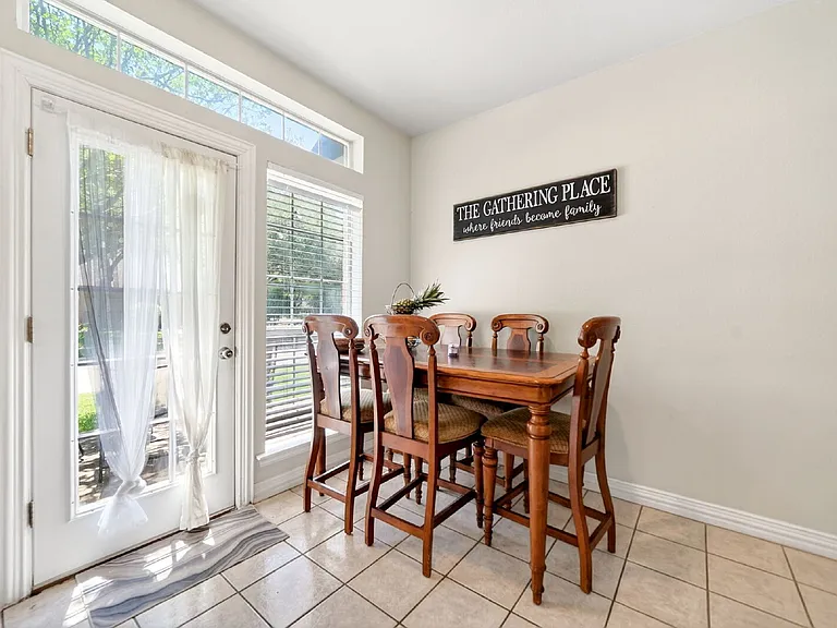 5108 Foxhaven Ct — Photo 7