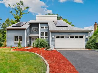 3007 Monterey Dr, Flossmoor, IL 60422