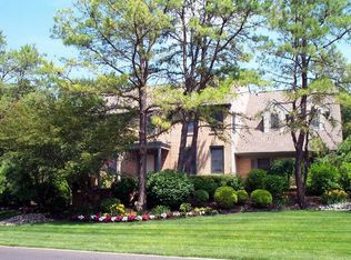 38 Forrest Hills Dr, Voorhees, NJ 08043