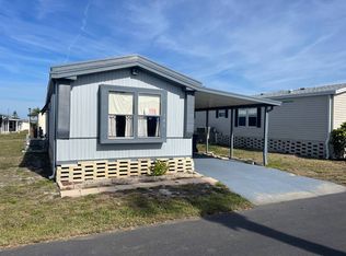 545 Lake Henry Dr, Winter Haven, FL 33881