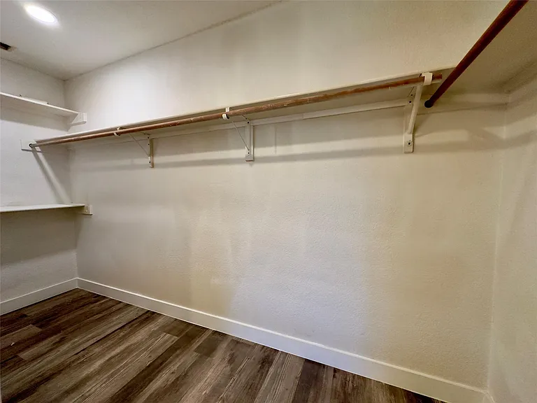 757 Eagle Dr — Photo 14