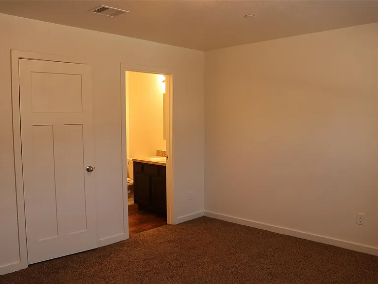 10535 Mills Rd #3B — Photo 16