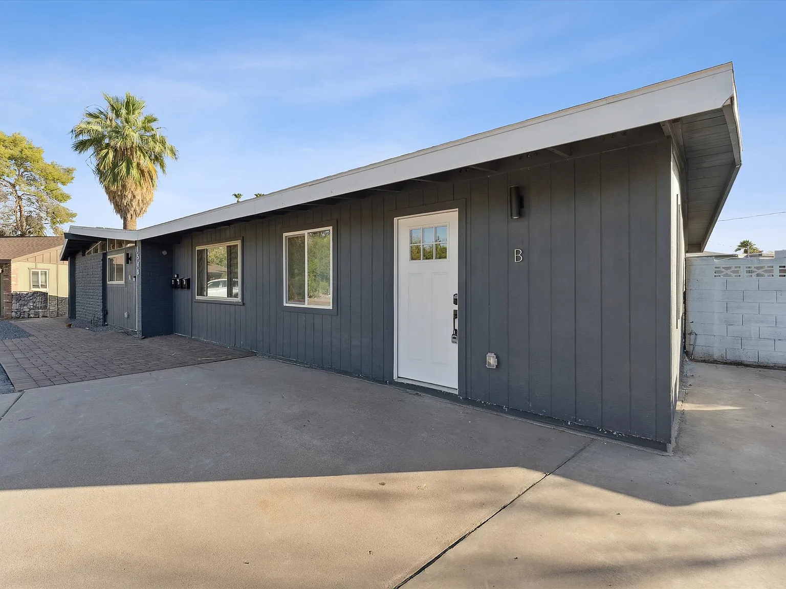 2 bed, 700 sqft, $2,500 — Photo 4