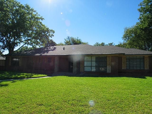 2nd image of 7140 Midbury Dr