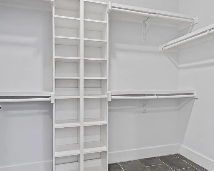 2500 Longview St #105 — Photo 46