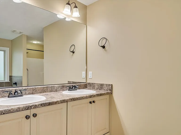 621 Shipley Ave — Photo 22