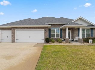 3493 Pelican Bay Cir, Gulf Breeze, FL 32563