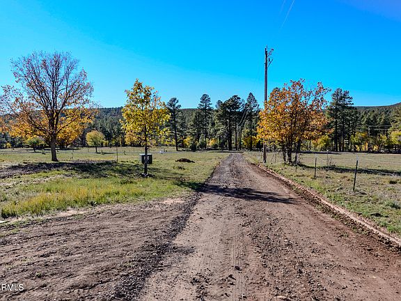 2nd image of 685 KUHN Road