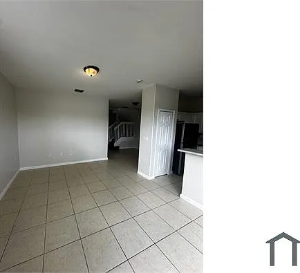 2718 SE 15th Pl — Photo 4