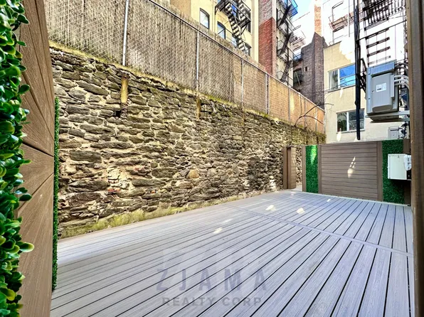 62 West 107th Street image 1 of 7