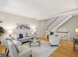 1320 Martha Custis Dr, Alexandria, VA 22302