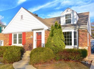 515 N Home Ave, Park Ridge, IL 60068