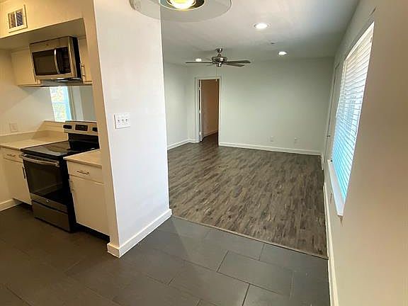 5th image of 5404 Reiger Ave APT 303