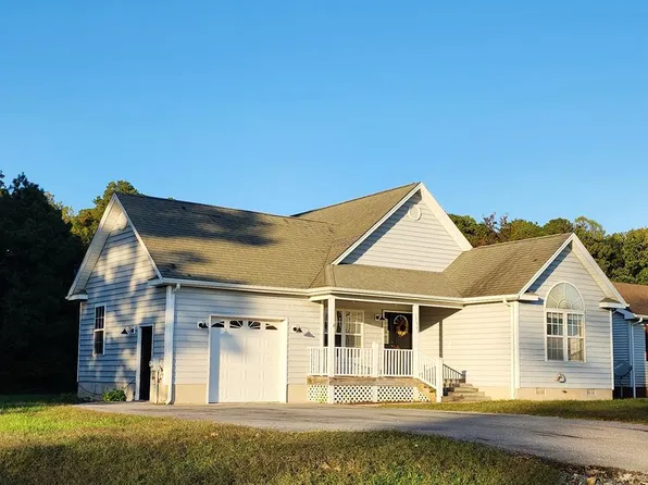 37361 Sea Winds Ct, Greenbackville, VA 23356