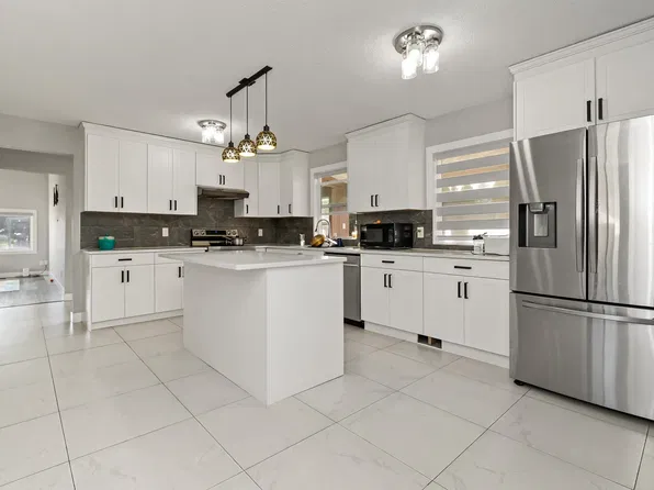48247 Yale Rd, Chilliwack, BC V2P 6H4