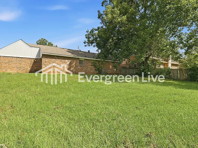 213 Eagle Dr — Photo 15