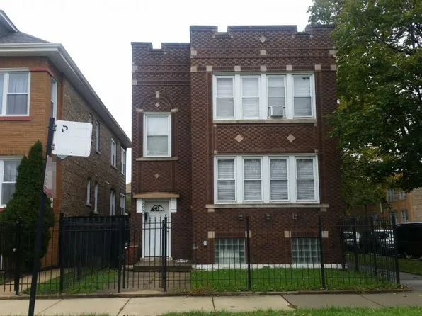 6957 S Rockwell St, Chicago, IL 60629