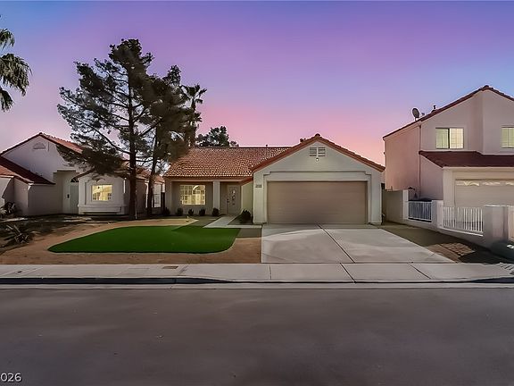 3rd image of 3808 Blue Dawn Dr