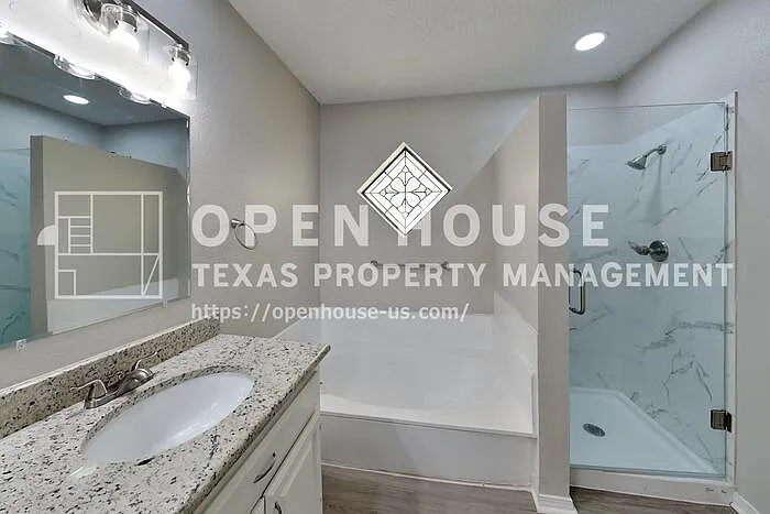 1520 Barclay Dr — Photo 17