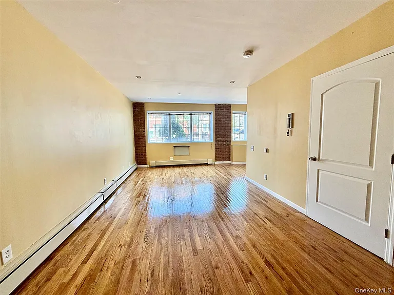 10422 39th Ave #1-A — Photo 5