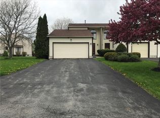8124 Cicero Mills Rd, Cicero, NY 13039